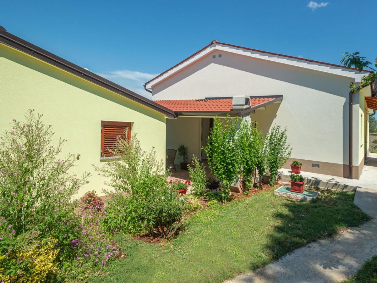שטיניאן Holiday Home Branka By Interhome מראה חיצוני תמונה