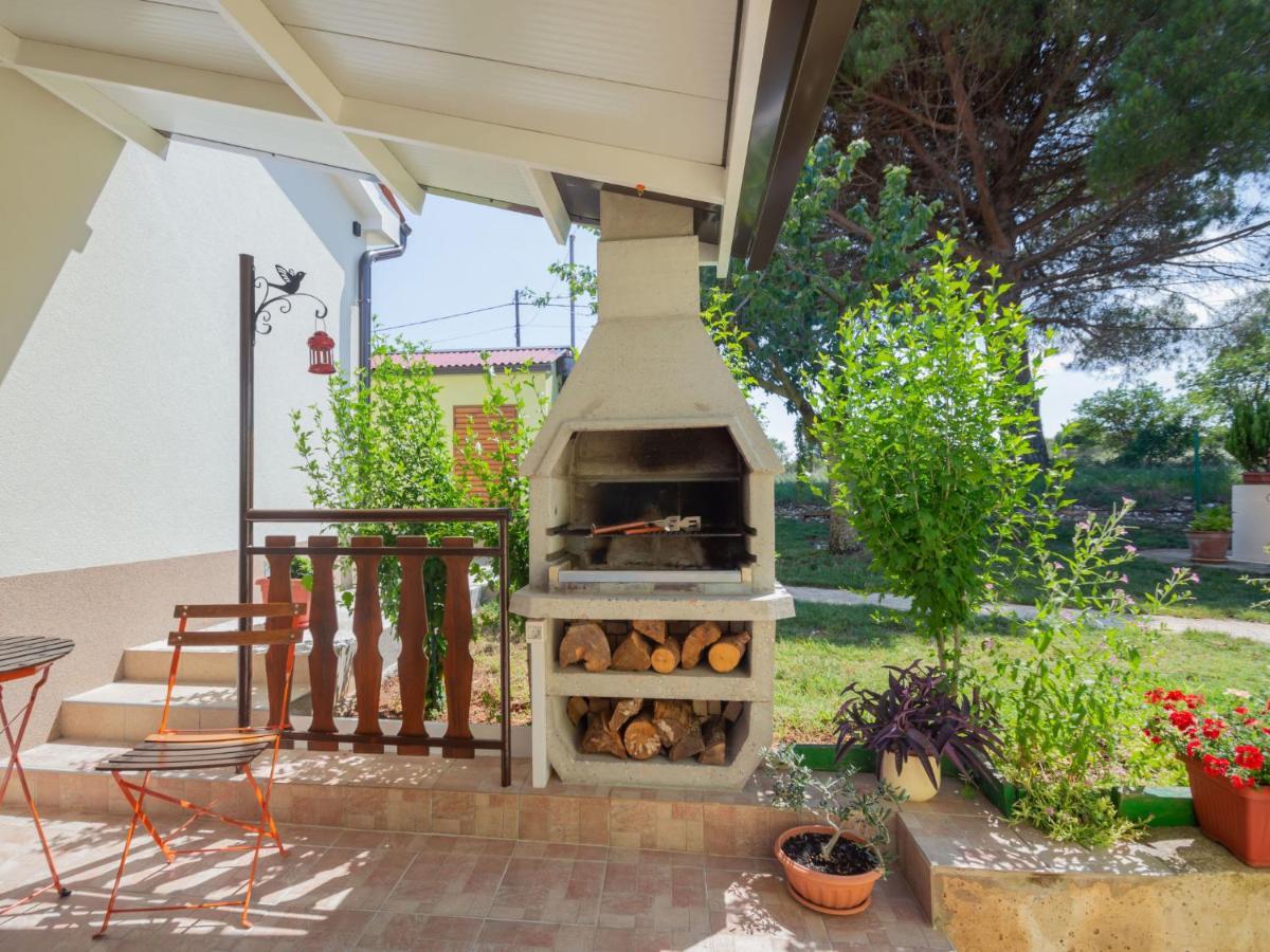 שטיניאן Holiday Home Branka By Interhome מראה חיצוני תמונה